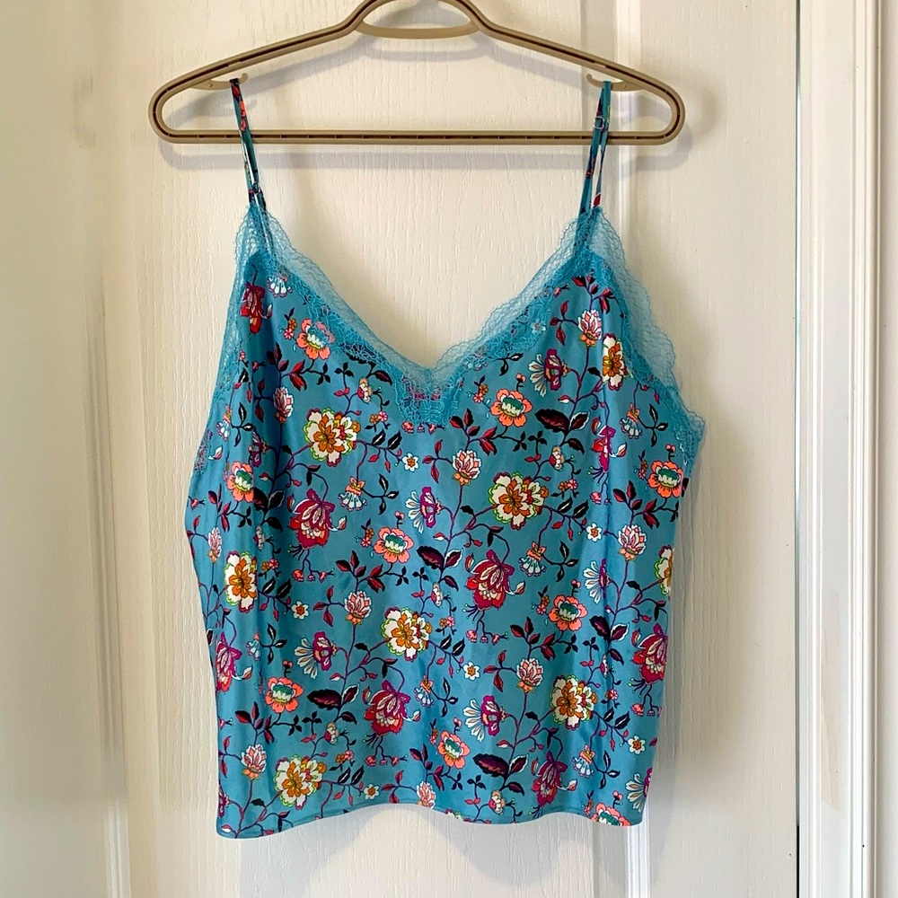 Floral top